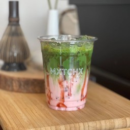 MATCHA X STRAWBERRY MILK LATTE
