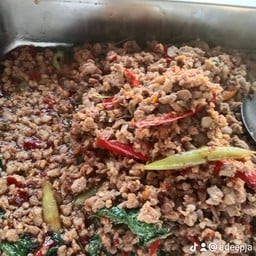 ครบรสข้าวแกงและอาหารตามสั่ง สถานีย่างกุ้ง