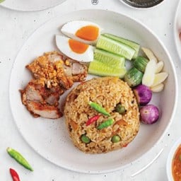 ข้าวผัดน้ำพริกลงเรือ LM