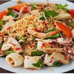 ยำมาม่าทะเล