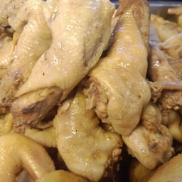 คอไก่ต้มน้ำปลา 1 ชุดพร้อมน้ำจิ้มซีฟู้ด