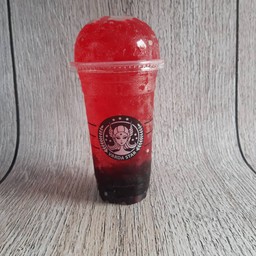 เศรษฐีชาไทย ขับเข้ามาในหมู่บ้าน หลังแรกทางขวามือ