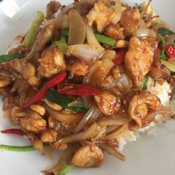 ข้าวผัดพริกเผา-ไก่