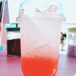 มิส'ชา ชาชีส หน้าวัดไผ่เหลือง