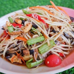 อีสานตามสั่ง (เจ๊อ้อม)
