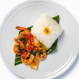 ข้าวราดผัดพริกแกงกุ้ง