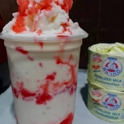 นมหมีปั่นสตอเบอร์รี