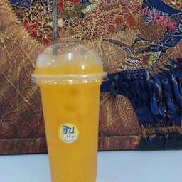 น้ำส้มสดเย็น