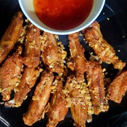 ปีกไก่ทอดเกลือ