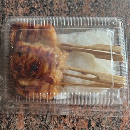 หมูปิ้ง + ข้าวเหนียว