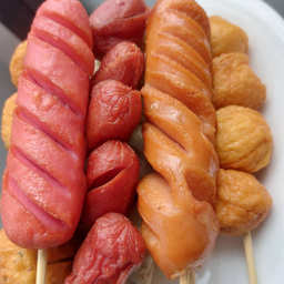 รวมลูกชิ้นไส้กรอก 8 ไม้