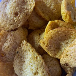 ปลาเส้นทอด