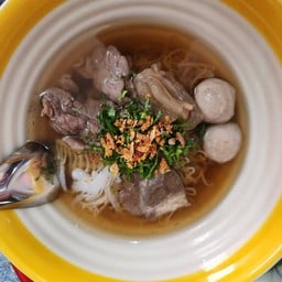 ก๋วยเตี๋ยวเนื้อ