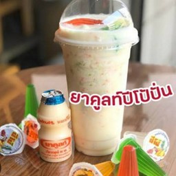 ยาคูลท์ปั้นปีโป้