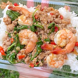 กะเพราหมูสับ+กุ้ง