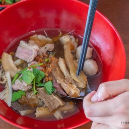 เกาเหลาเนื้อรวม