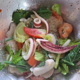 บ้านยำก๊ะตำนัว