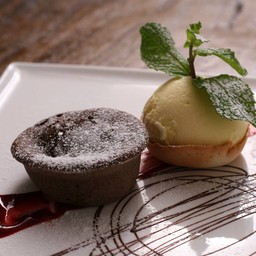 CHOCOLATE LAVA CAKE