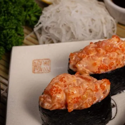 Sushi Salmon Spicy 2 คำ