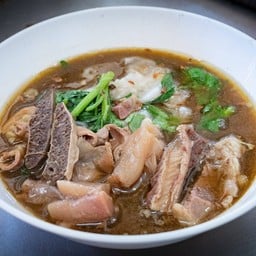 เกาเหลาพิเศษ