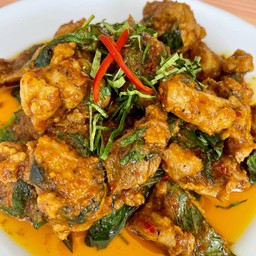 ผัดพริกแกงหมู_ใบยี่หร่า