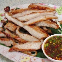 คอหมูย่าง