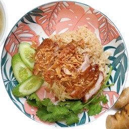 ข้าวมันไก่ทอดพิเศษ