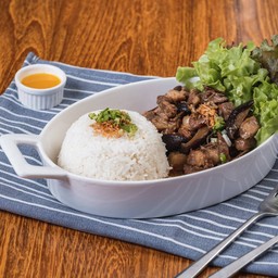ข้าวต้มแห้ง หมูบะเต็ง
