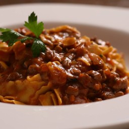 PAPPARDELLE    LAMB    RAGU   SAUCE
