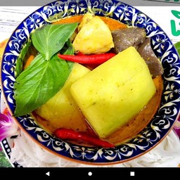 แกงเขียวหวานไก่ใส่ฟัก