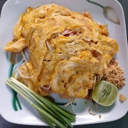 ตาเล็ก หอยทอด&ผัดไทย (วัดครุใน) ครุใน(เจ้าเก่าเชิงสะพาน)