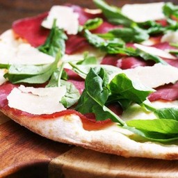Pizza BRESAOLA