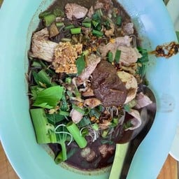 ก๋วยเตี๋ยวหม้อไฟ