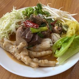 Fruit Boom ยำผลไม้สด น้ำปลาหวาน