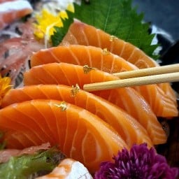 Hikaru เดอะโกรฟ