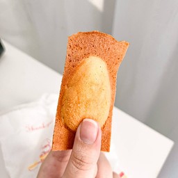 脆皮雞蛋糕 Traditional Taiwanese Snacks MRT Zhongshan