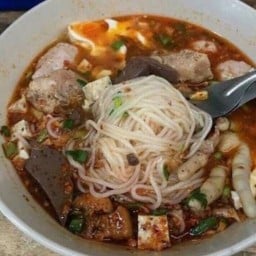 ร้านก๋วยจั๊บอุบล ล้าน9
