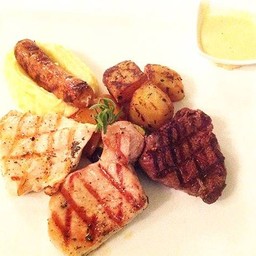 MIXED GRILL MEATS SELECTION