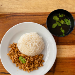 ข้าวไก่กระเทียม🐔