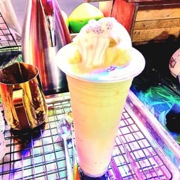 มะพร้าวปั่น&สมูทตี้สตอเบอรี่ ชิม-แล-ต๊ะ สาขา1