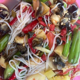 ตำซั่วหอยเชอรี่ปูปลาร้า