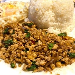 ข้าวกะเพราไก่สับ🐔