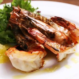 GRILLED    TIGER    PRAWNS   WITH   ROCK   SALT   3 PIECES