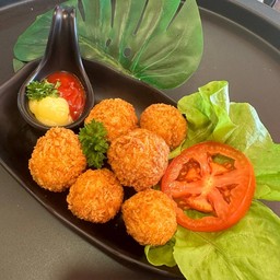 ไส้กรอกบอล