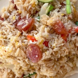 ข้าวผัดรวมมิตร