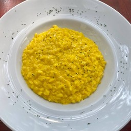 RISOTTO   SAFFRON    MILANESE