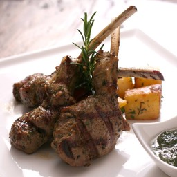 LAMB CHOPS FROM AUSTRALIA 3 PIECES