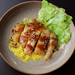 บะหมี่ไก่กรอบทงคัตสึ (Special Menu)