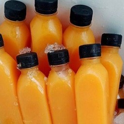 น้ำส้มคั้นสด จื่นใจ๋