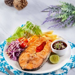 สเต็กปลาแซลมอน